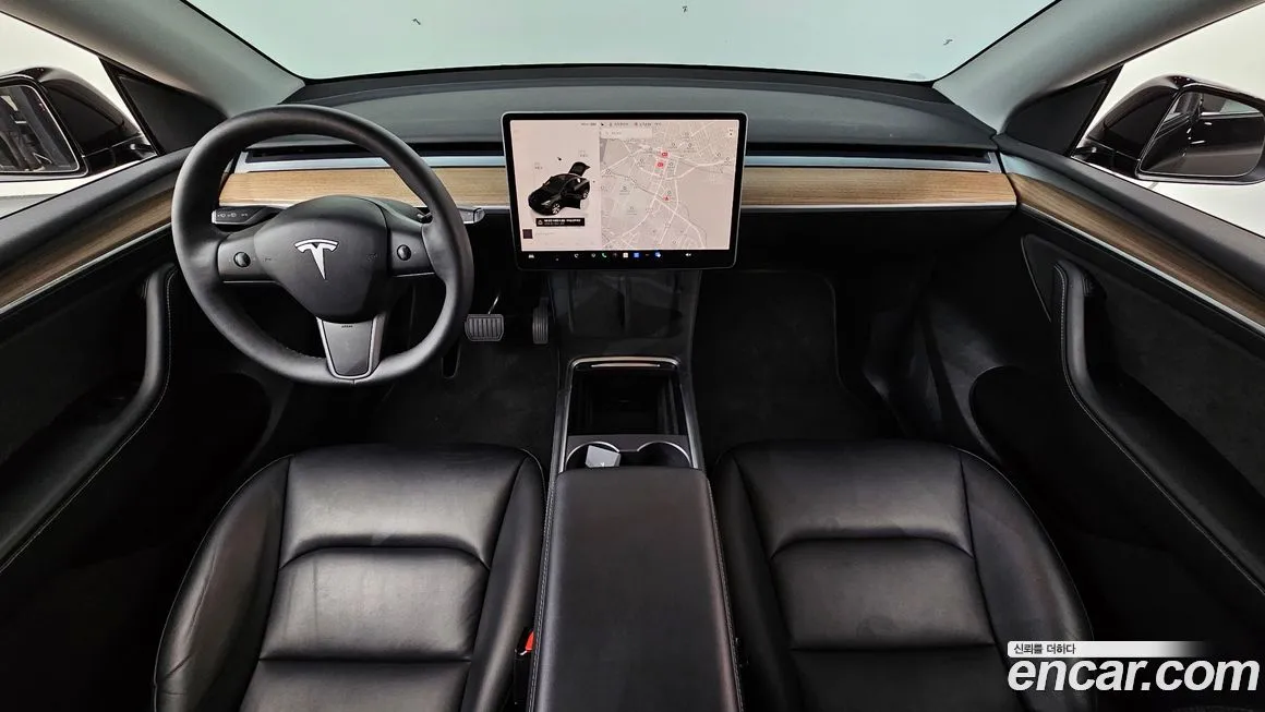 Tesla Model Y — фото 2