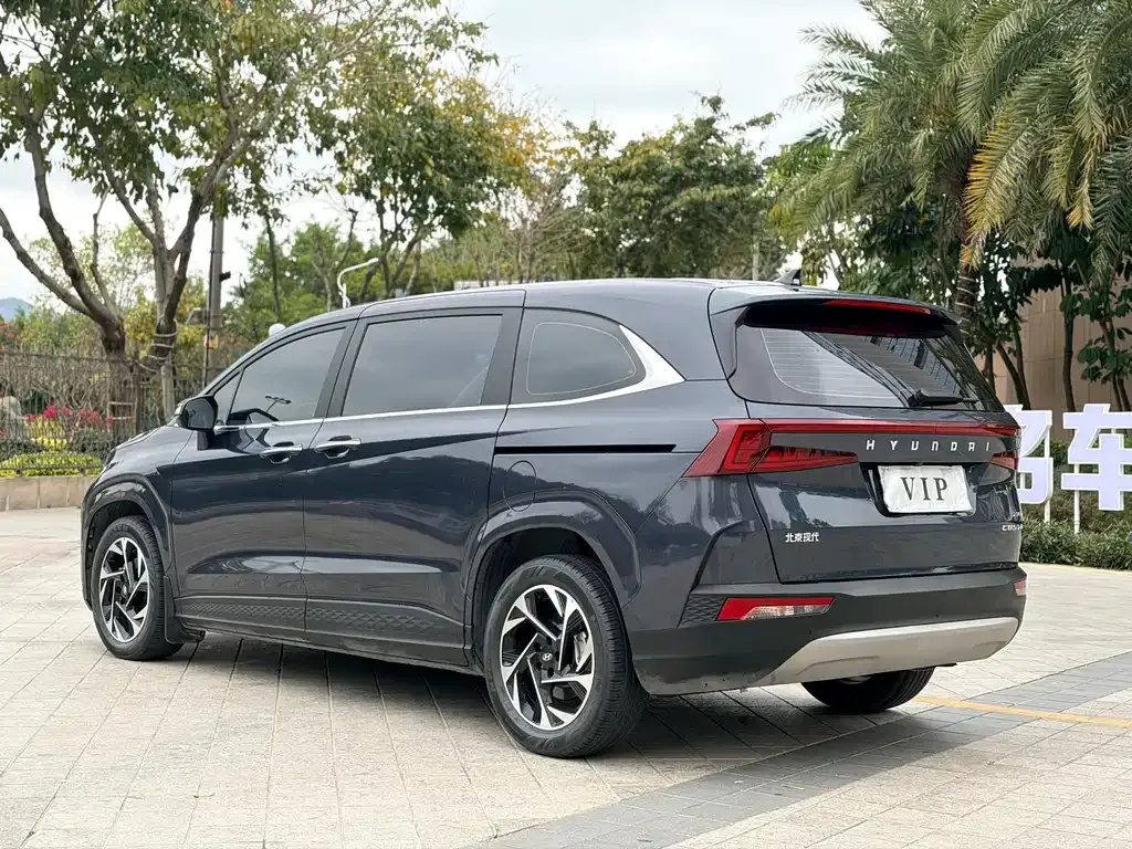 Hyundai Custo — фото 9