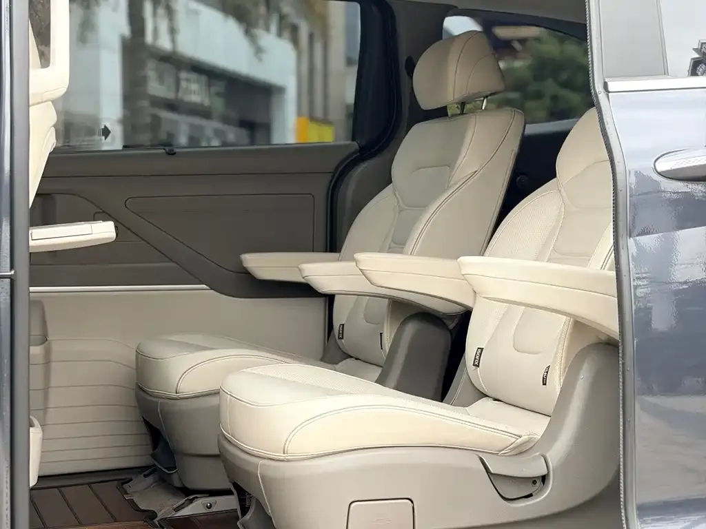 Hyundai Custo — фото 2