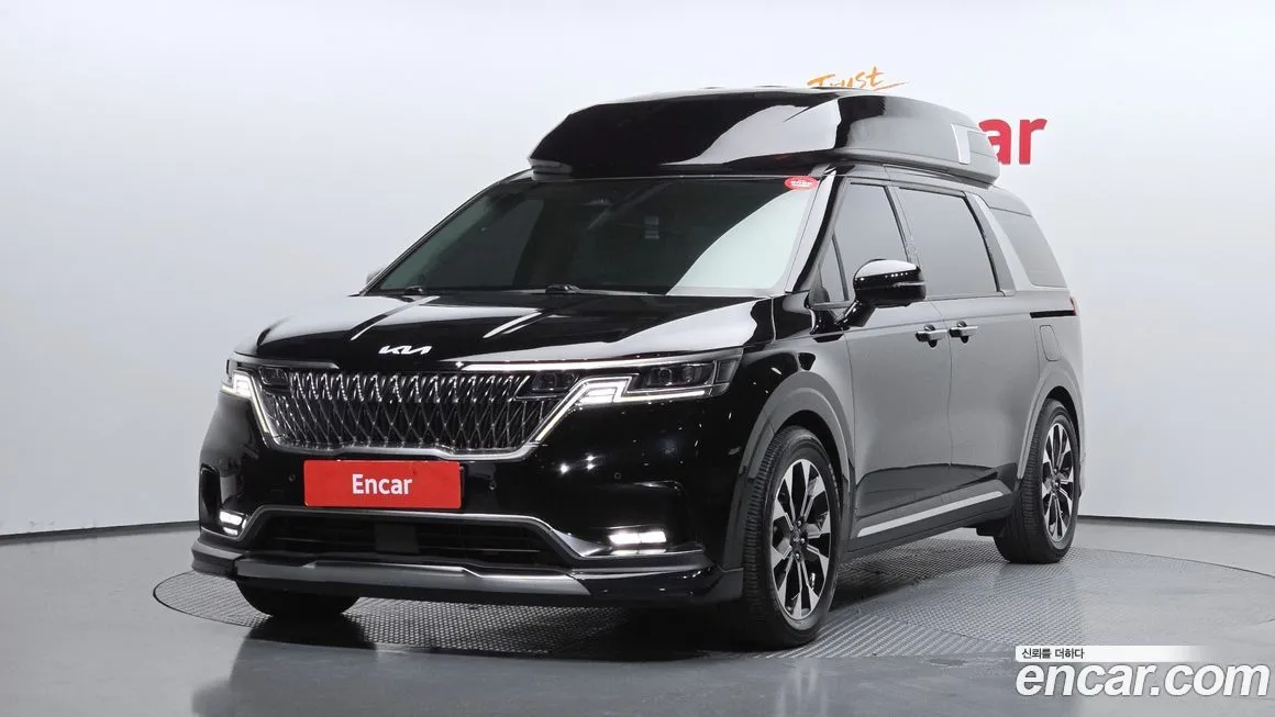 Kia Carnival — фото 1