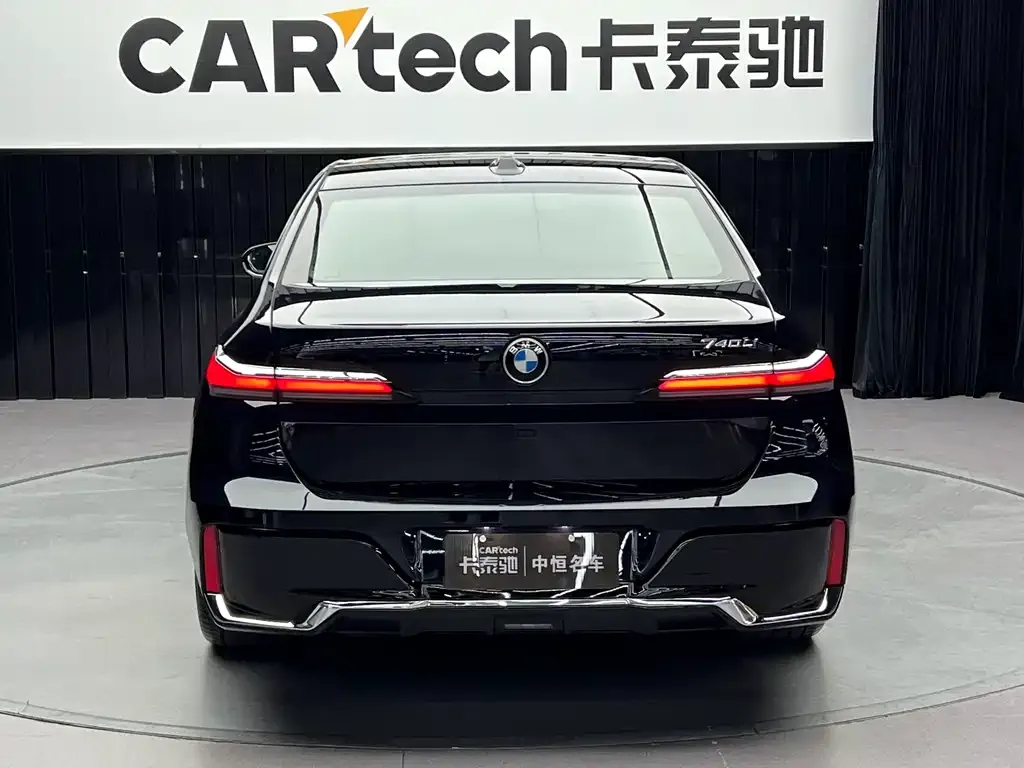 BMW 7 Series — фото 2