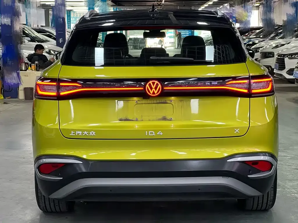 Volkswagen ID.4 X — фото 10