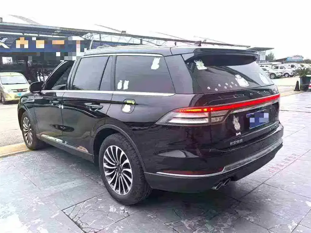 Lincoln Aviator — фото 3