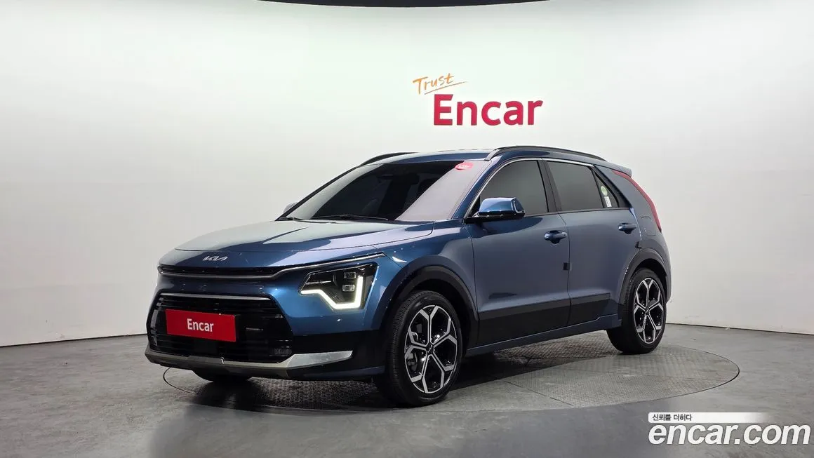 Kia Niro — фото 1