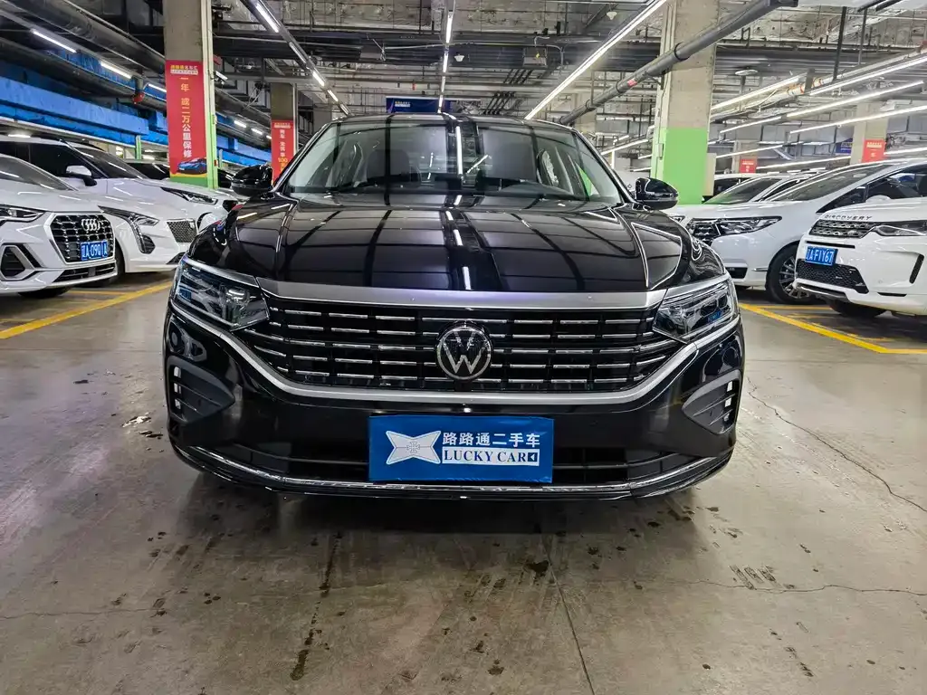 Volkswagen Passat — фото 4
