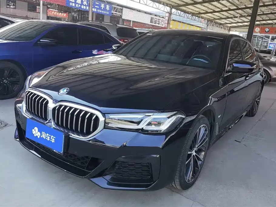 BMW 5 Series — фото 1
