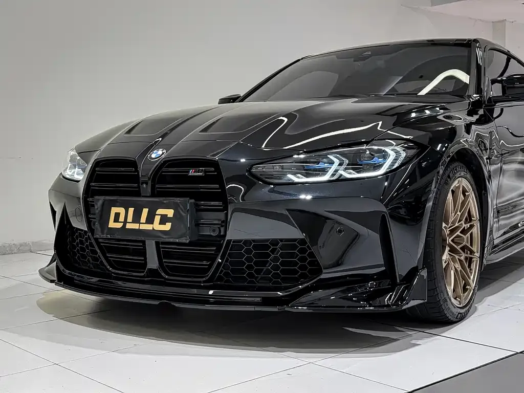 BMW M4 — фото 10