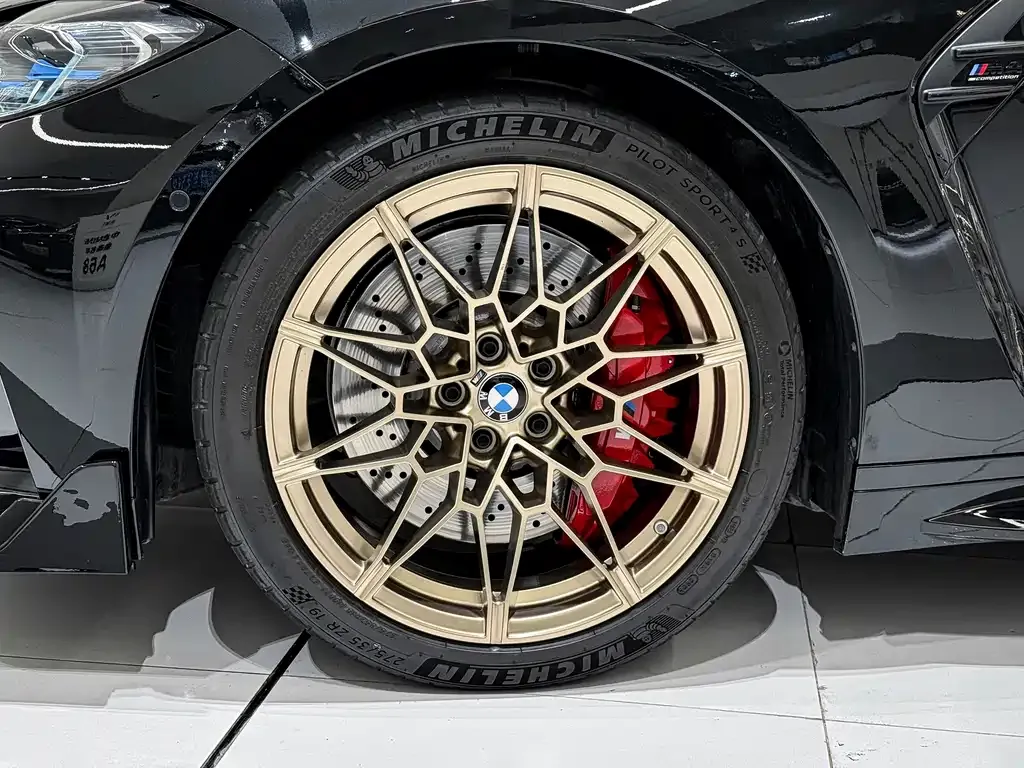 BMW M4 — фото 6