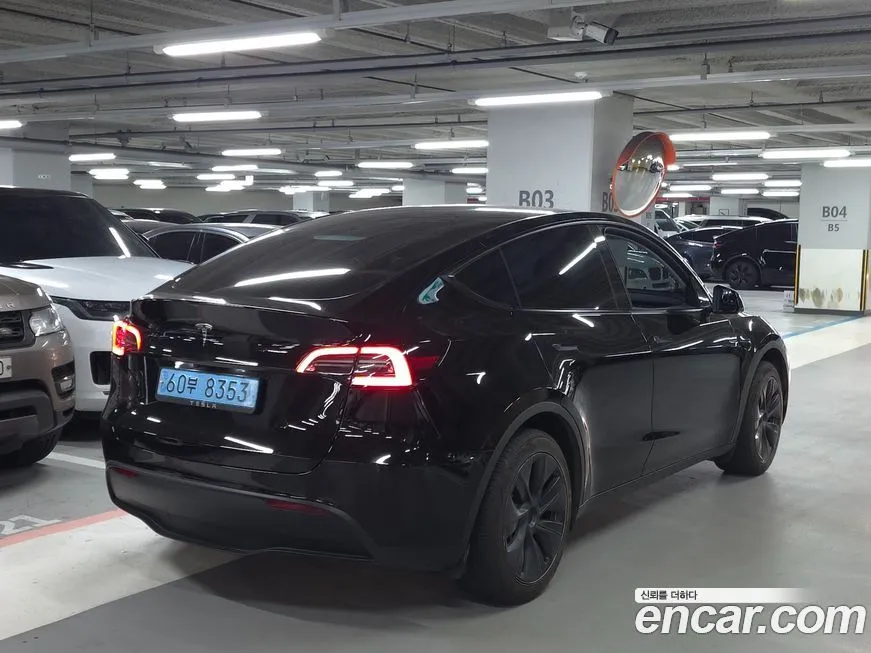 Tesla Model Y — фото 4