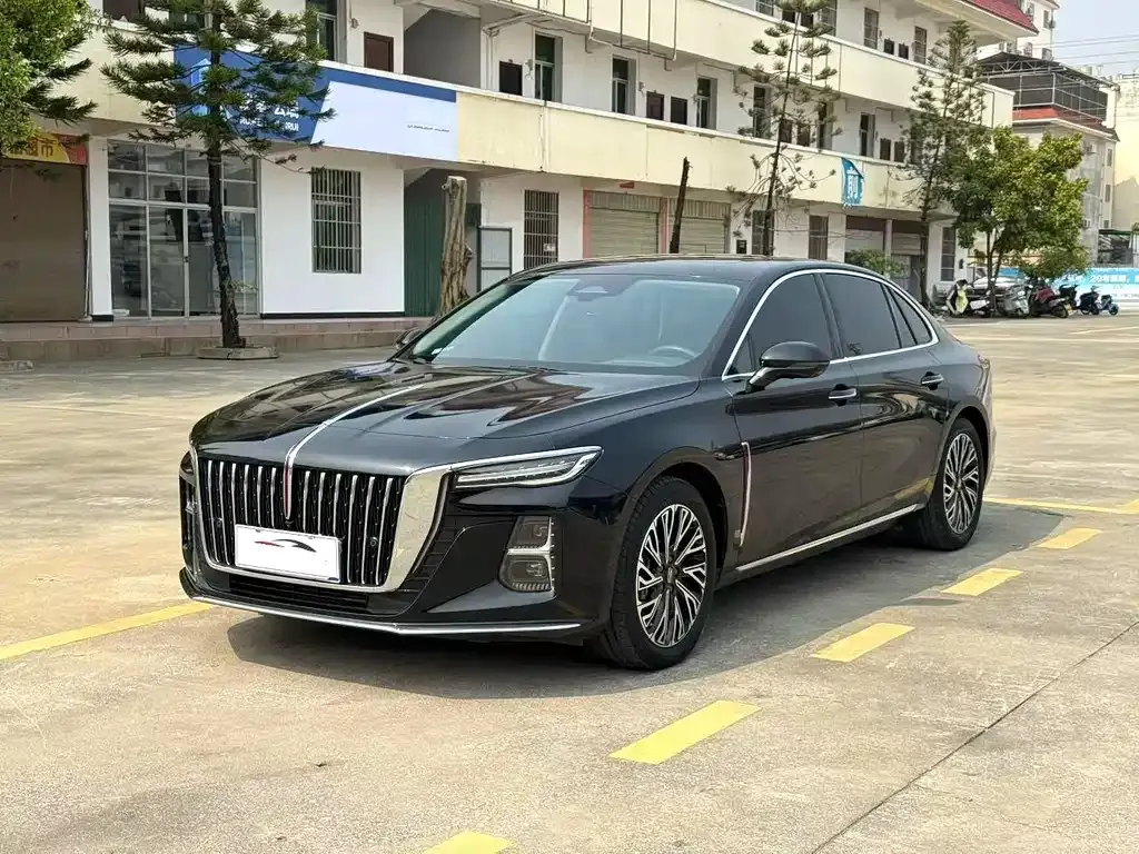 Hongqi H5 — фото 1