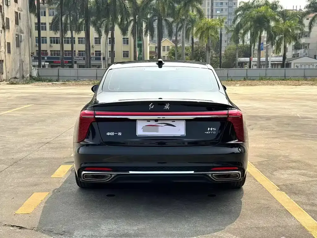 Hongqi H5 — фото 4