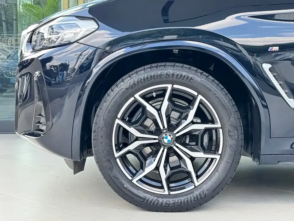 BMW X3 — фото 9