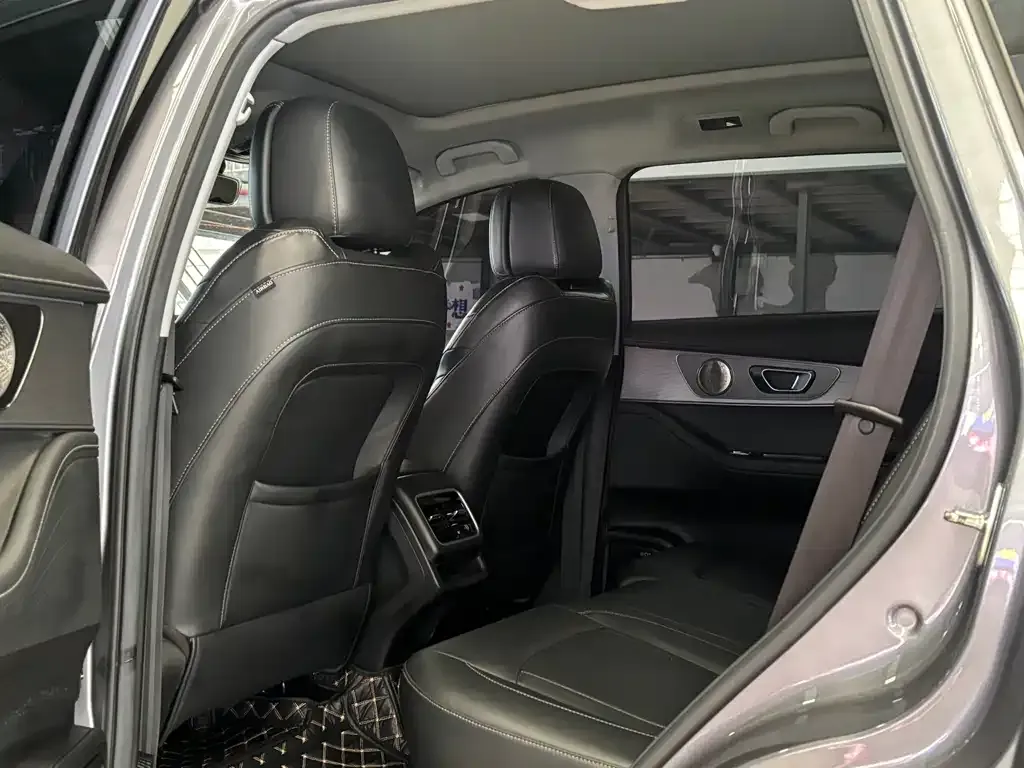 Chery Tiggo 8 PRO — фото 10