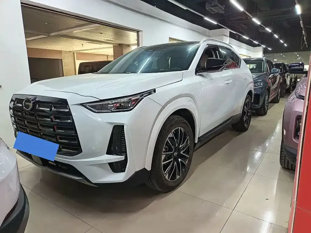 GAC Motor Trumpchi GS4 — фото 1