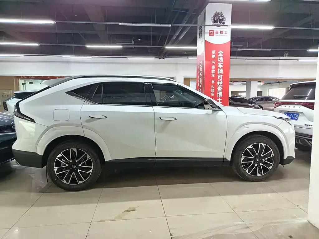 GAC Motor Trumpchi GS4 — фото 6