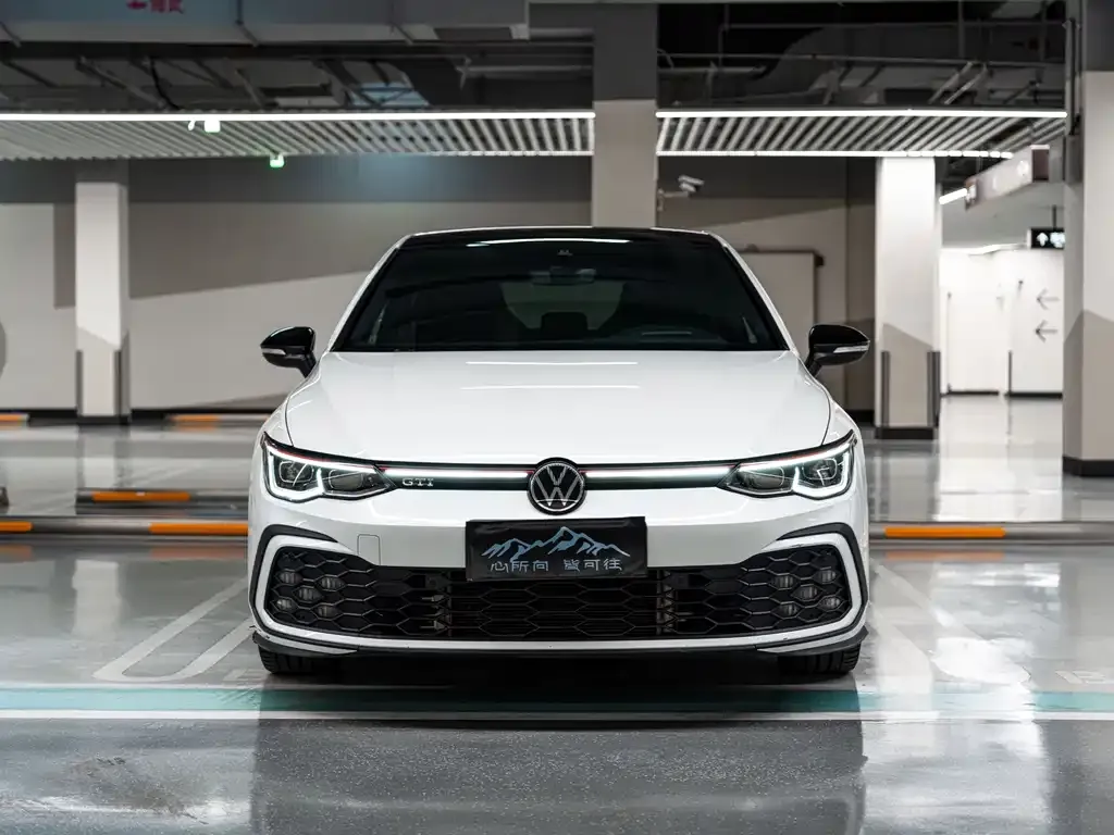 Volkswagen Golf GTI — фото 2