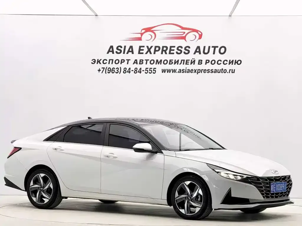 Hyundai Elantra — фото 5