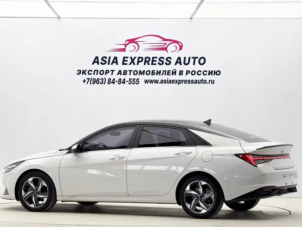 Hyundai Elantra — фото 9