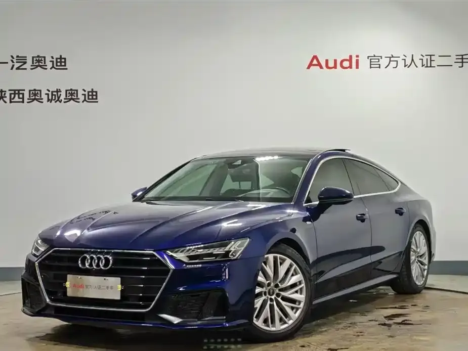 Audi A7 — фото 1