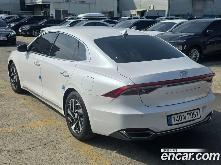 Hyundai Grandeur — фото 10