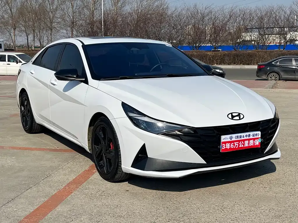 Hyundai Elantra — фото 6