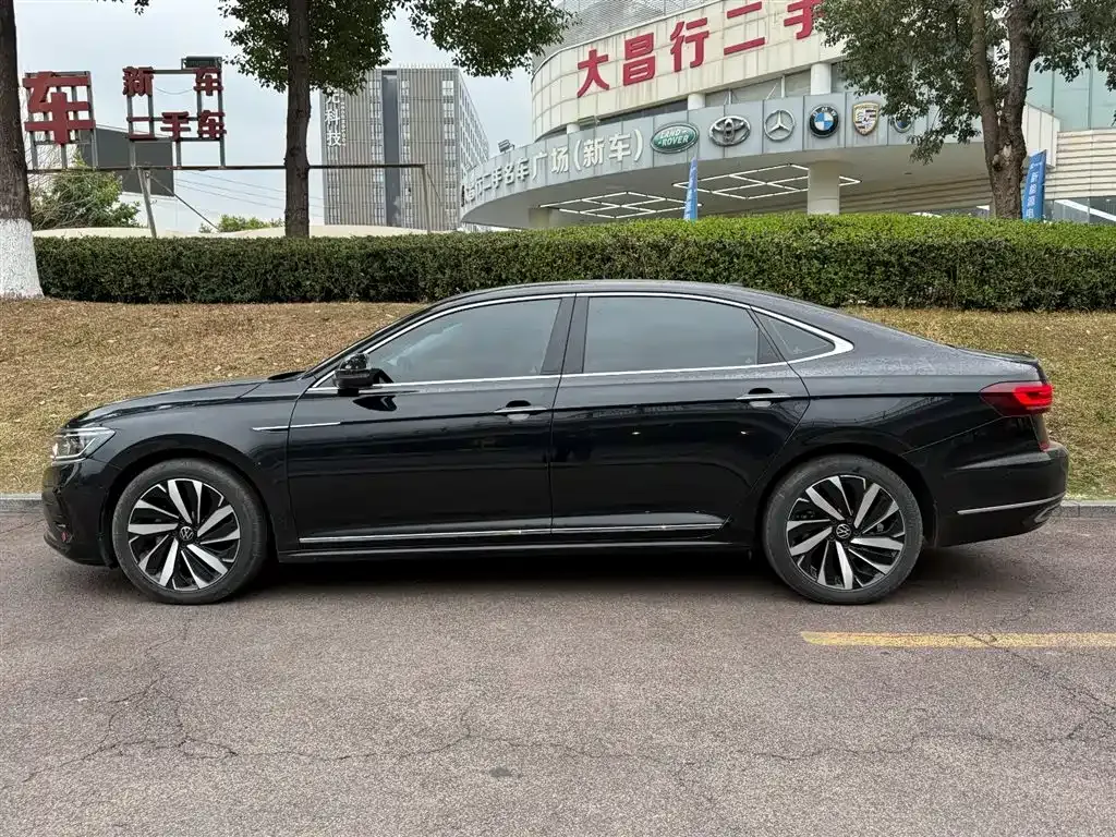 Volkswagen Passat — фото 9