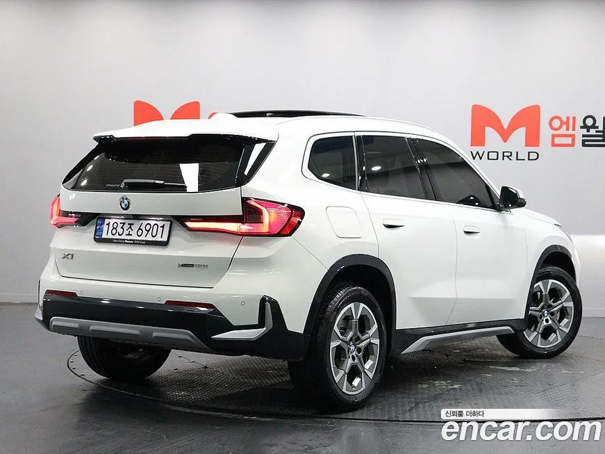 BMW X1 — фото 5