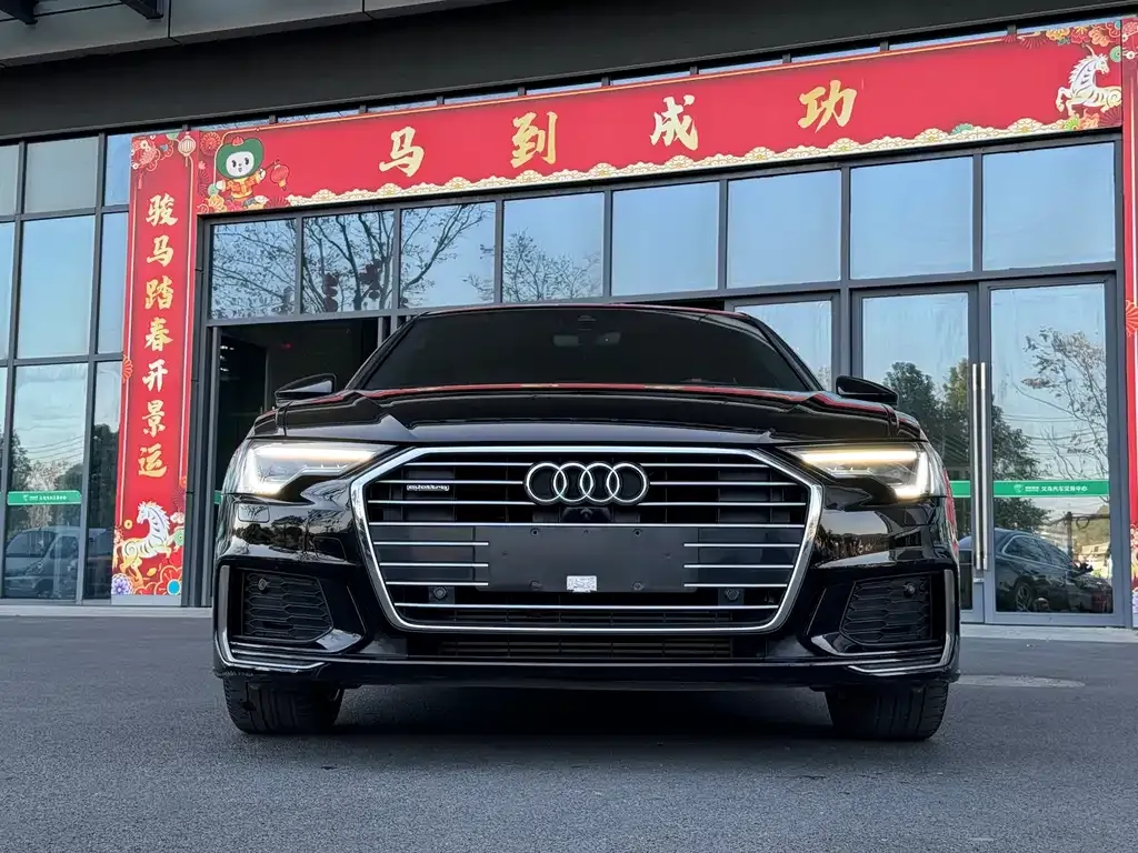 Audi A6L — фото 2