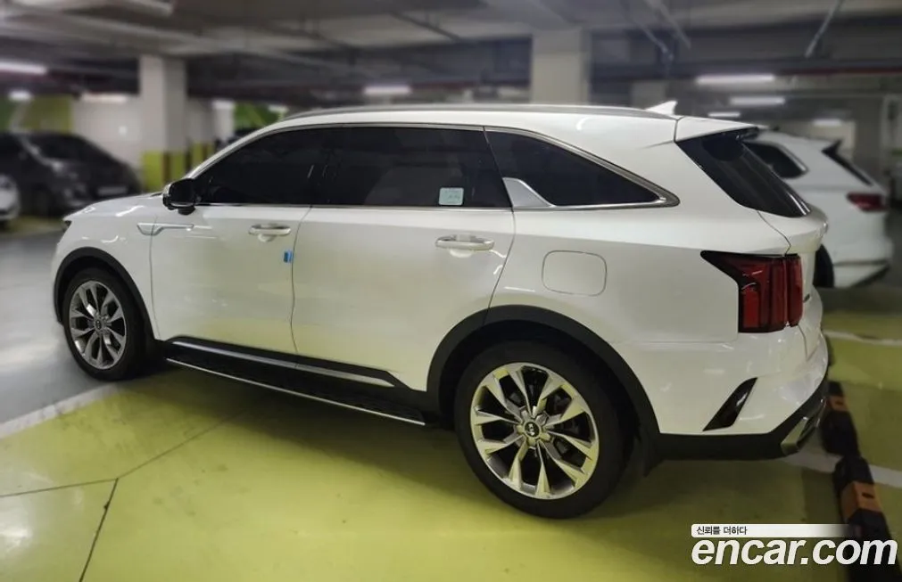 Kia Sorento — фото 4