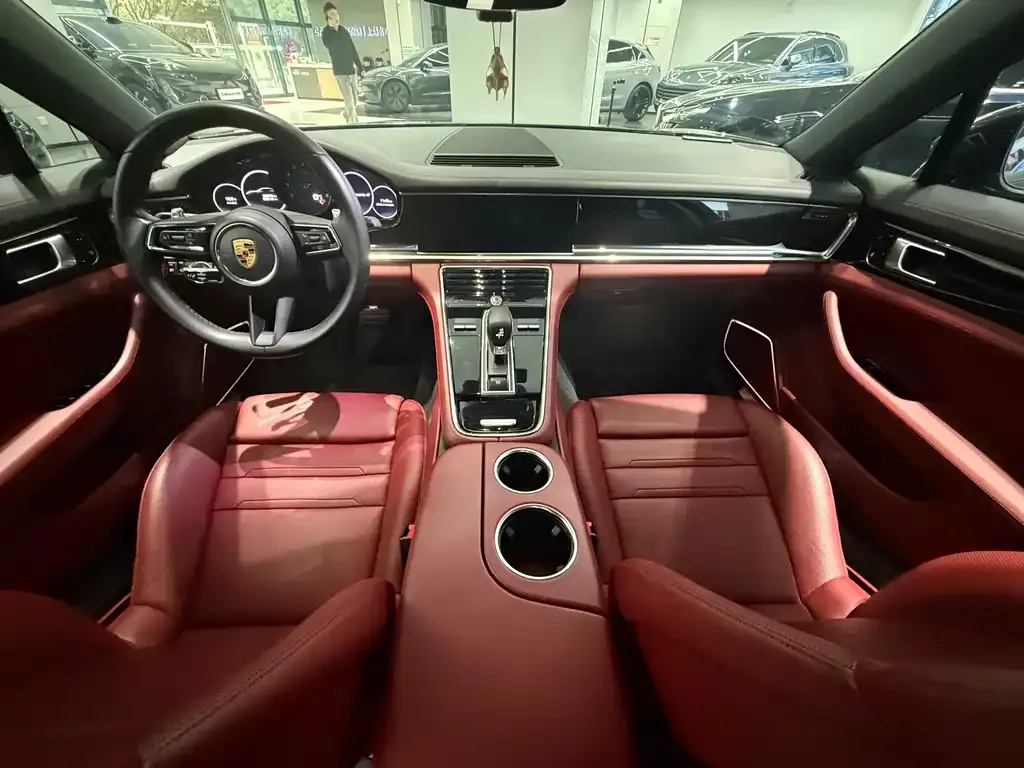 Porsche Panamera — фото 6