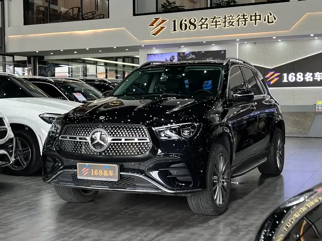Mercedes-Benz GLE — фото 1