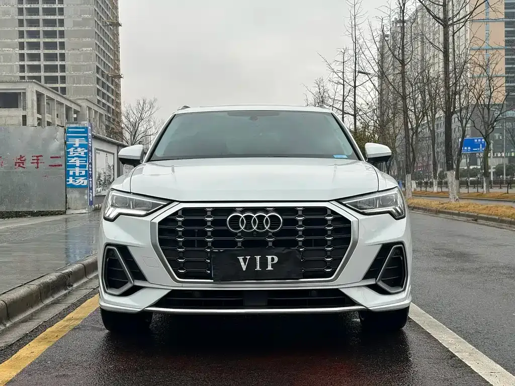 Audi Q3 — фото 2
