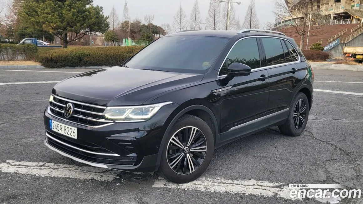 Volkswagen Tiguan — фото 1