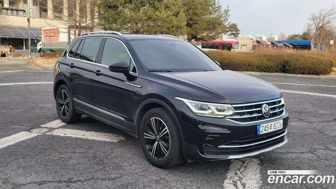 Volkswagen Tiguan — фото 6