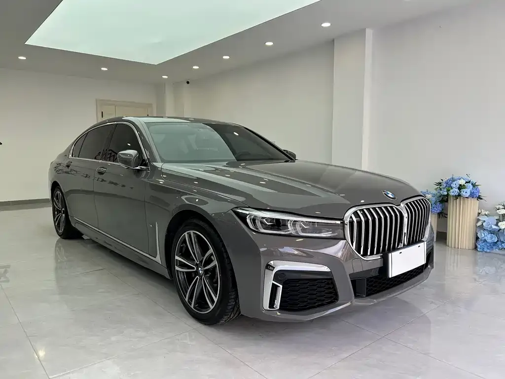 BMW 7 Series — фото 3