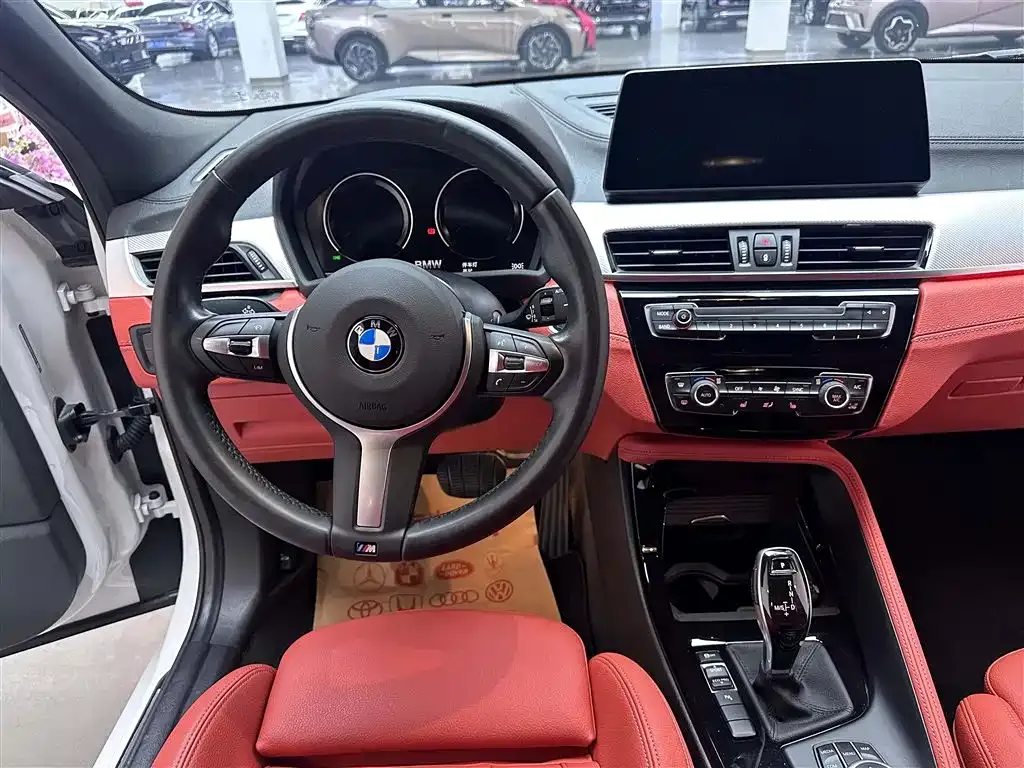 BMW X2 — фото 10