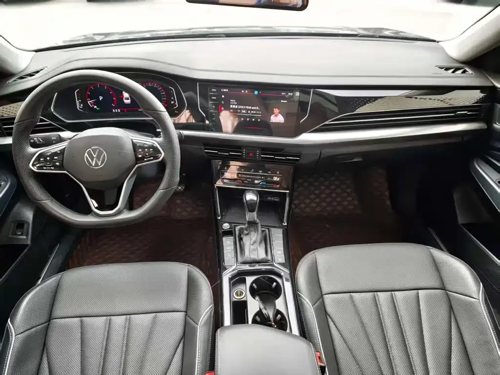 Volkswagen Passat — фото 6