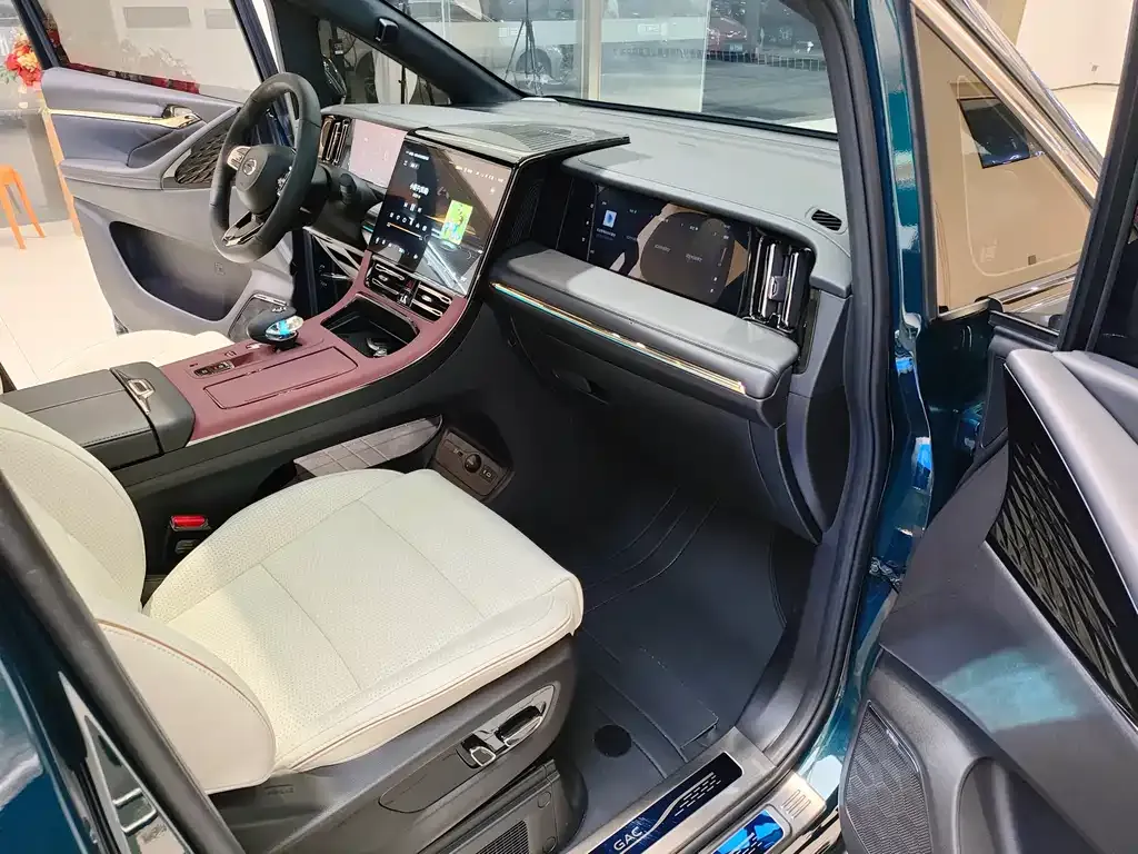 GAC Motor Trumpchi E9 — фото 9