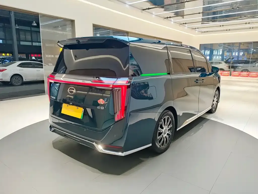GAC Motor Trumpchi E9 — фото 7