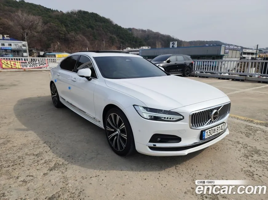 Volvo S90 — фото 1
