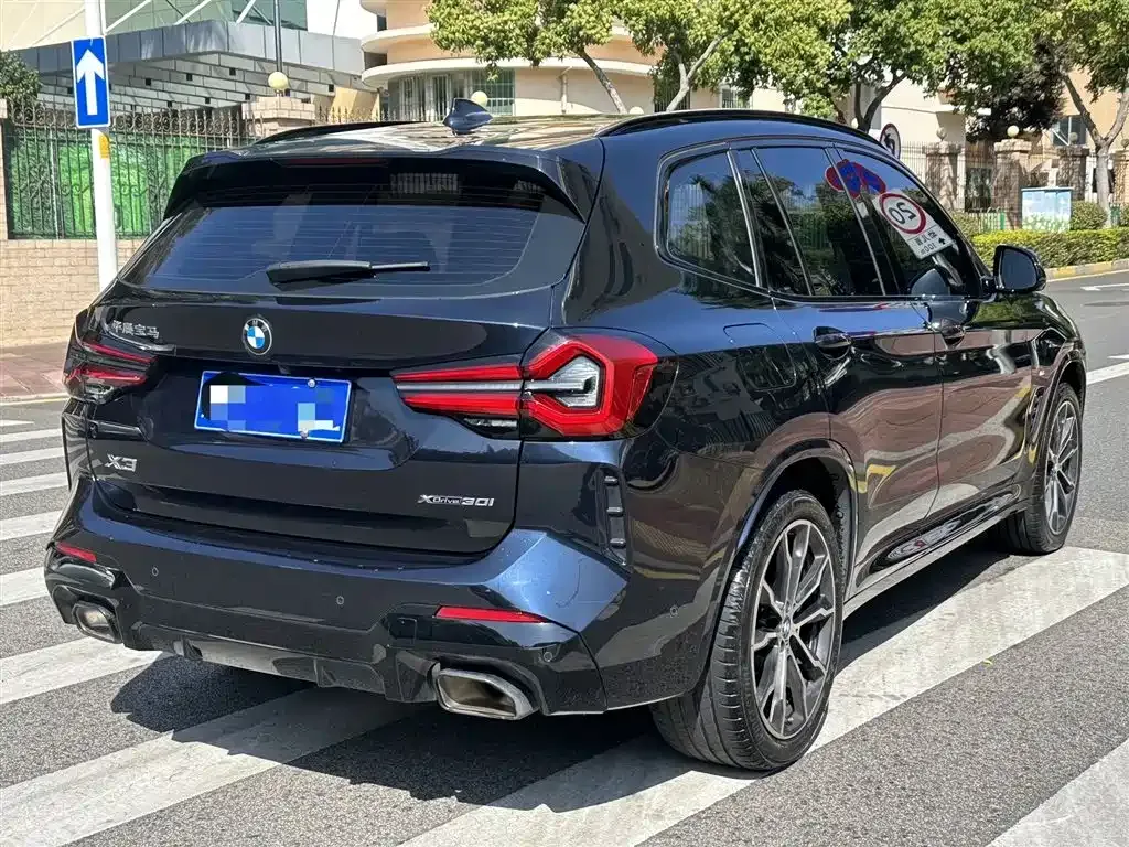 BMW X3 — фото 8