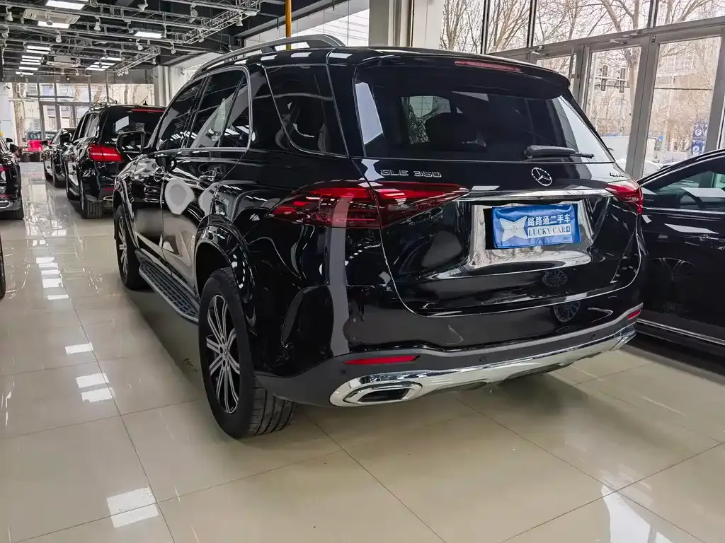 Mercedes-Benz GLE — фото 10