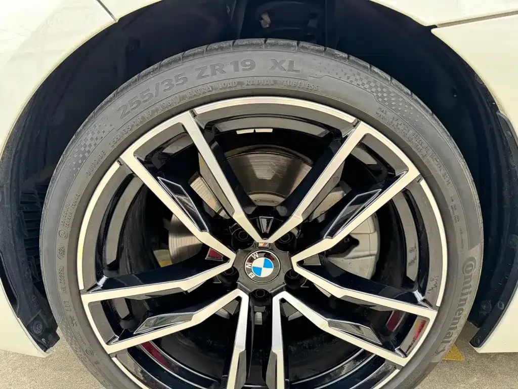 BMW Z4 — фото 10