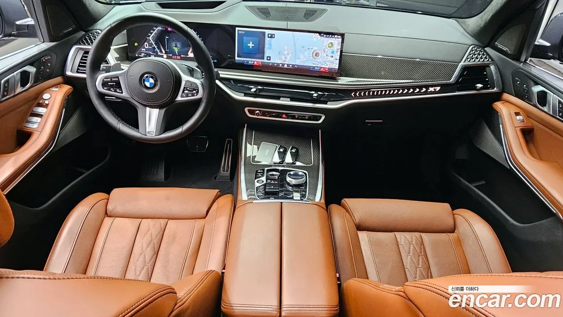 BMW X7 — фото 10