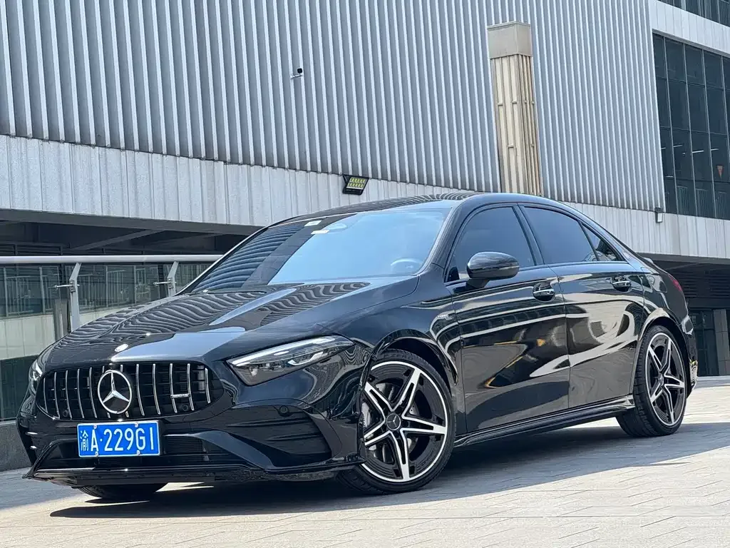 Mercedes-Benz A-Class AMG — фото 1