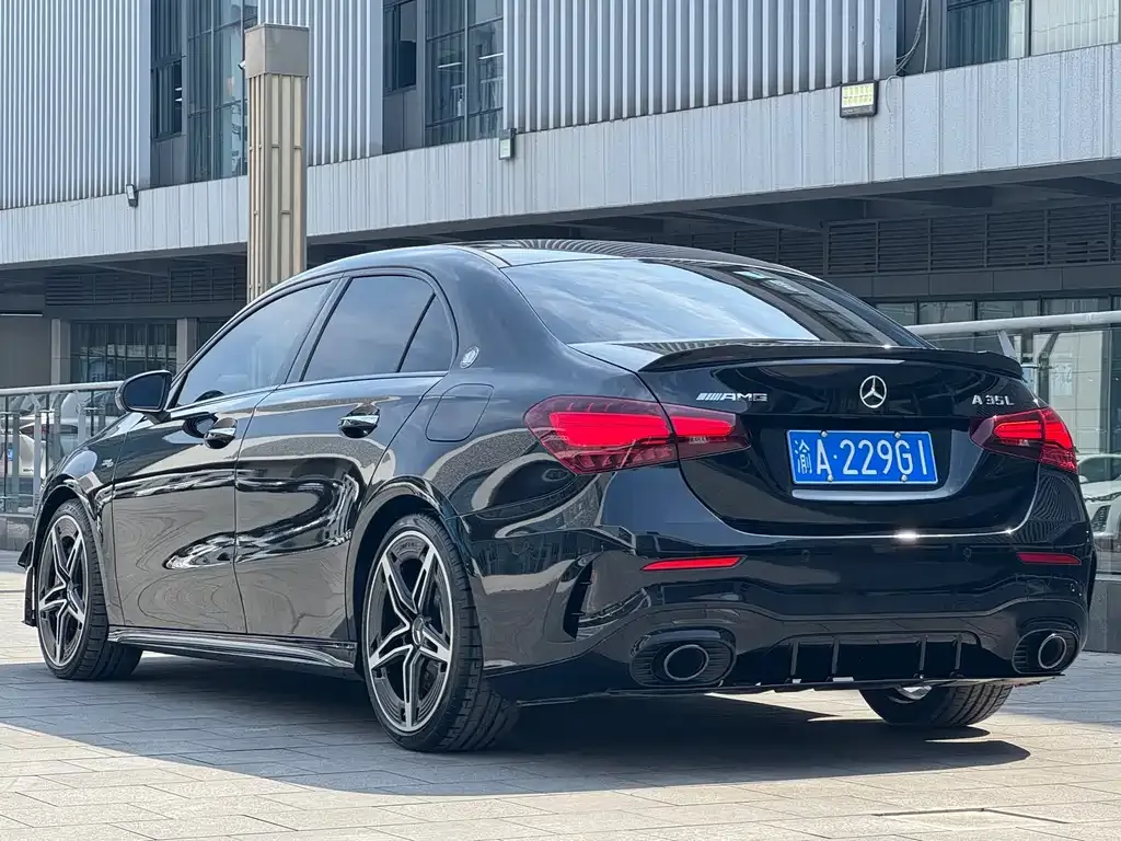 Mercedes-Benz A-Class AMG — фото 2