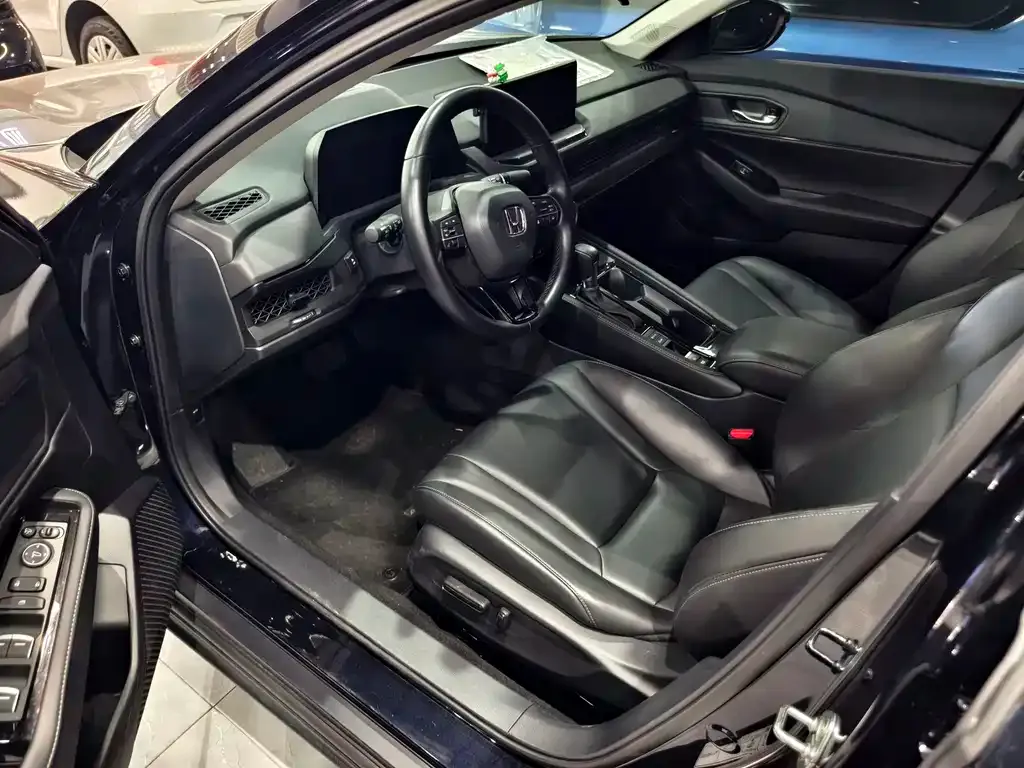 Honda Accord — фото 2