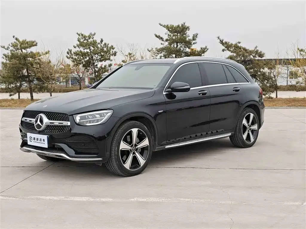 Mercedes-Benz GLC — фото 1