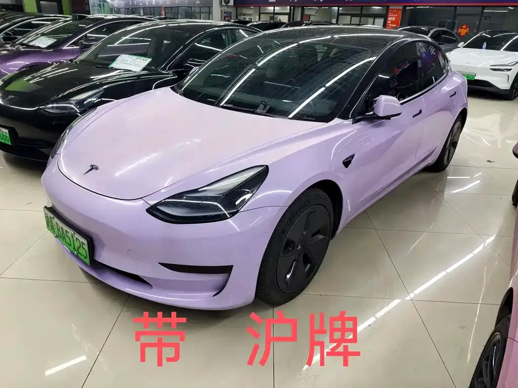 Tesla Model 3 — фото 1