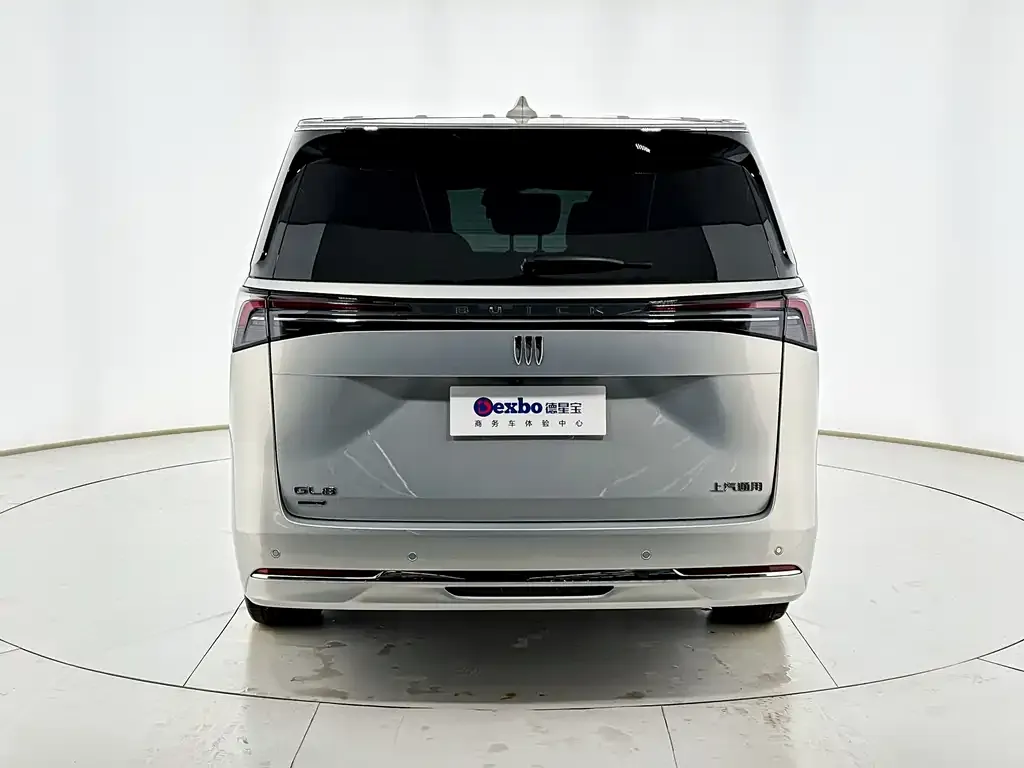 Buick GL8 Hybrid — фото 3
